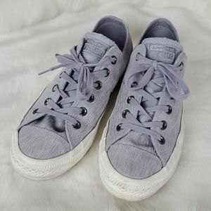 Converse lace up comfy sneakers shoes canvas women size 9